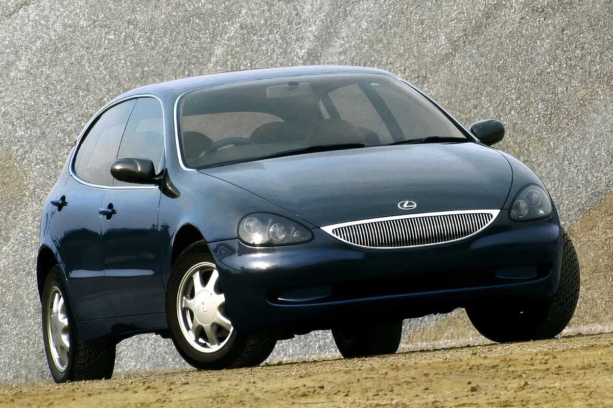 داستان لکسوس لاندائو، هاچ‌بک لوکس هشت سیلندری که تولید نشد