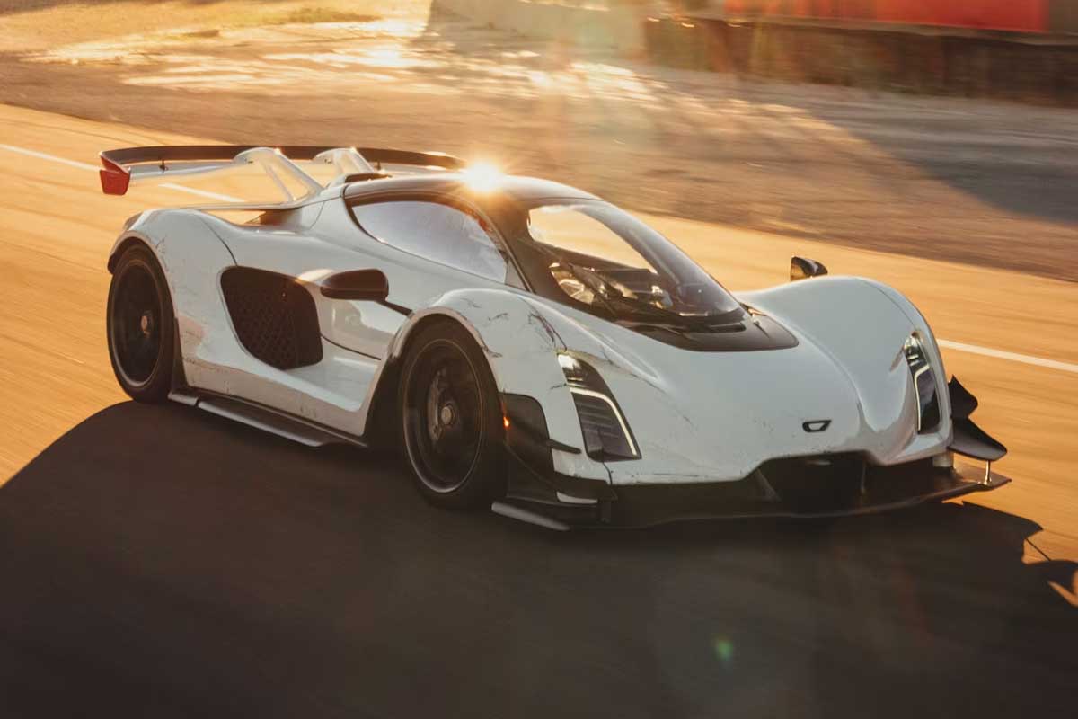 رکوردشکنی زینگر 21C در پیست لاگونا سکا و تحقیر کونیگزگ!