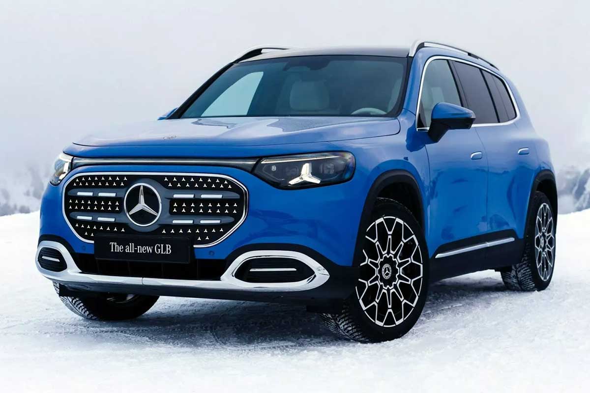 معرفی نسل جدید مرسدس بنز GLB با پیشرانه برقی و هوش مصنوعی چت GPT