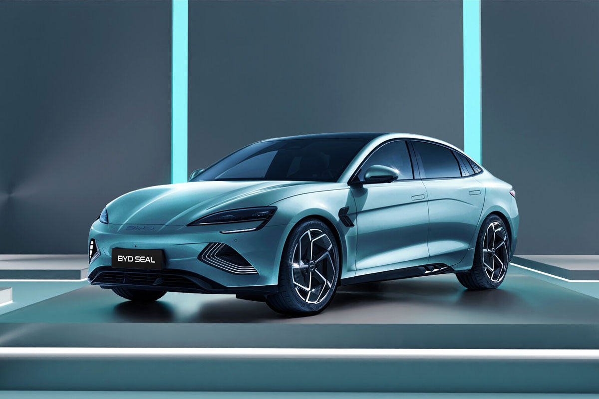 آیا در شرایط فعلی ثبت‌نام در سامانه خودروهای وارداتی منطقی است؟