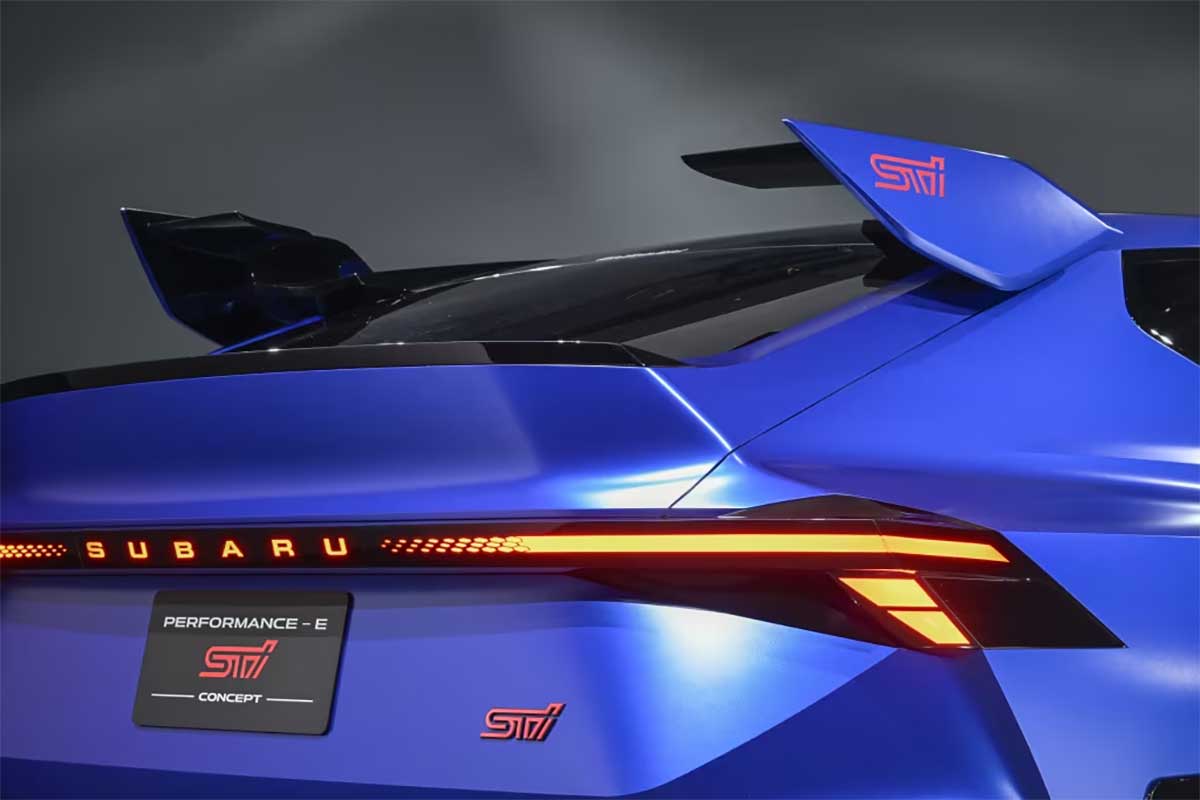 اختراع جالب سوبارو برای افزودن پدال کلاچ به خودروهای برقی!