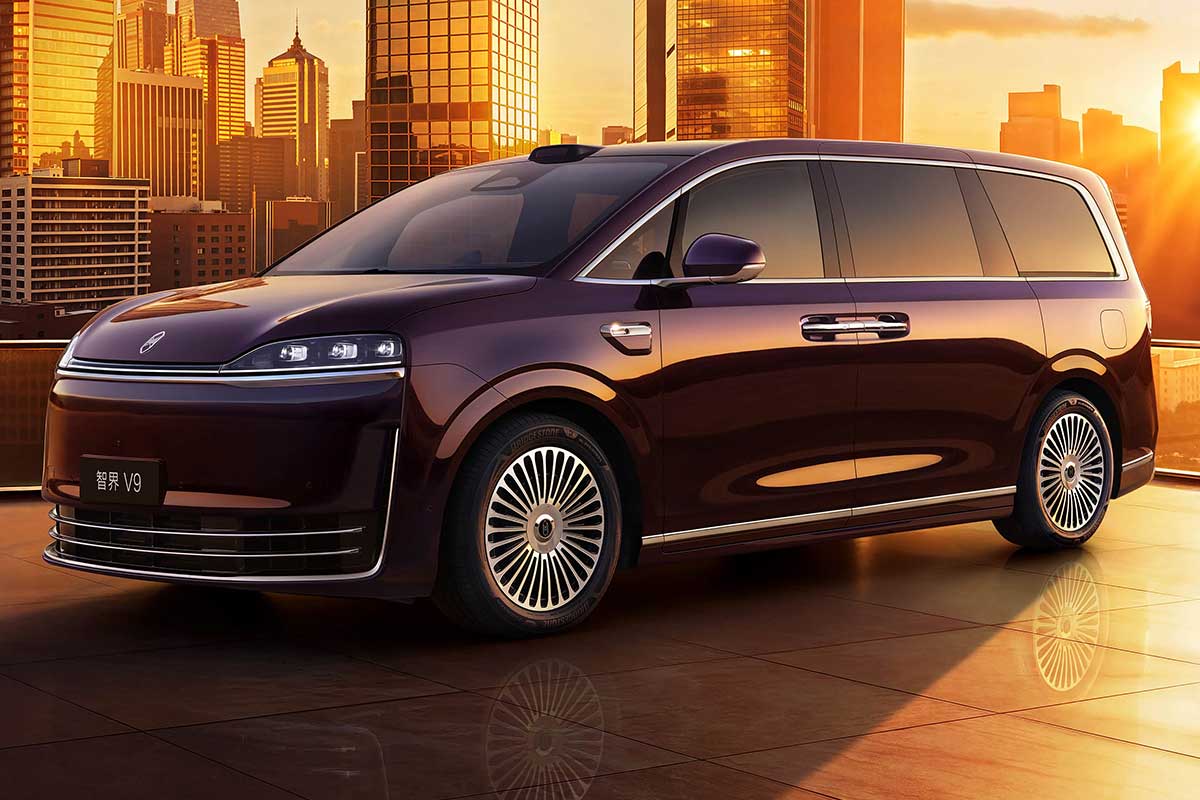 معرفی لوکسید V9، مینی‌ون مشترک هواوی و چری با اولین ایربگ کلاهی جهان